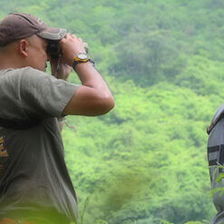 กล้องสองตากลางแจ้ง