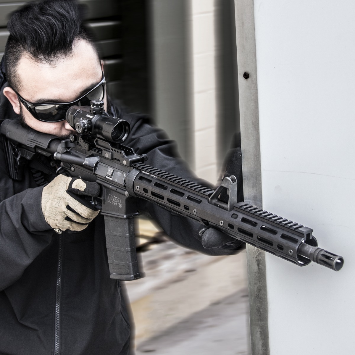 กระโจมมือ UTG Pro® AR15 Super Slim Handguard Carbine-length 15” FSP Cutout - Image 7